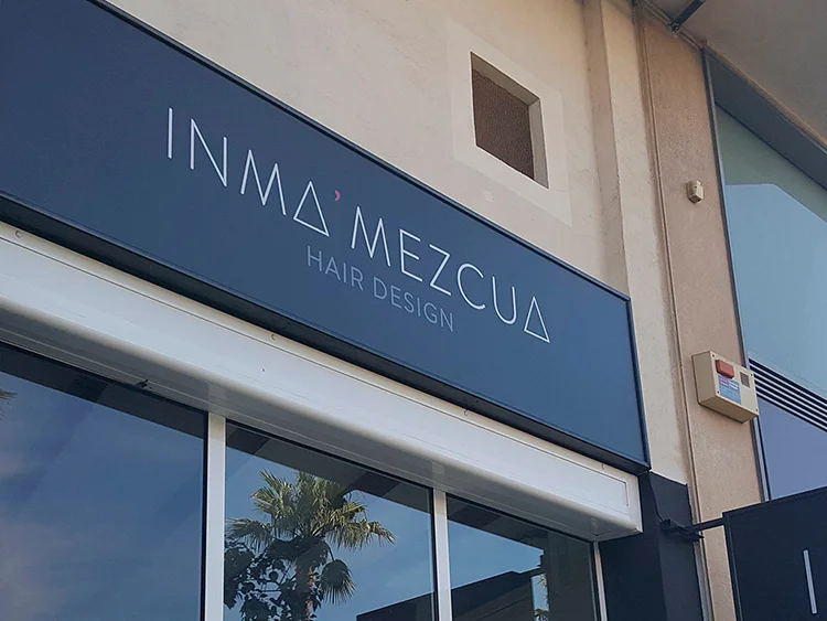 Logo Inma Mezcua - Isotipo